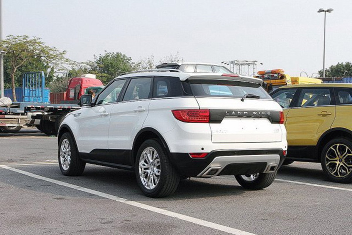 “Xe sang” Trung Quoc nhai y het Land Rover gia 420 trieu-Hinh-5